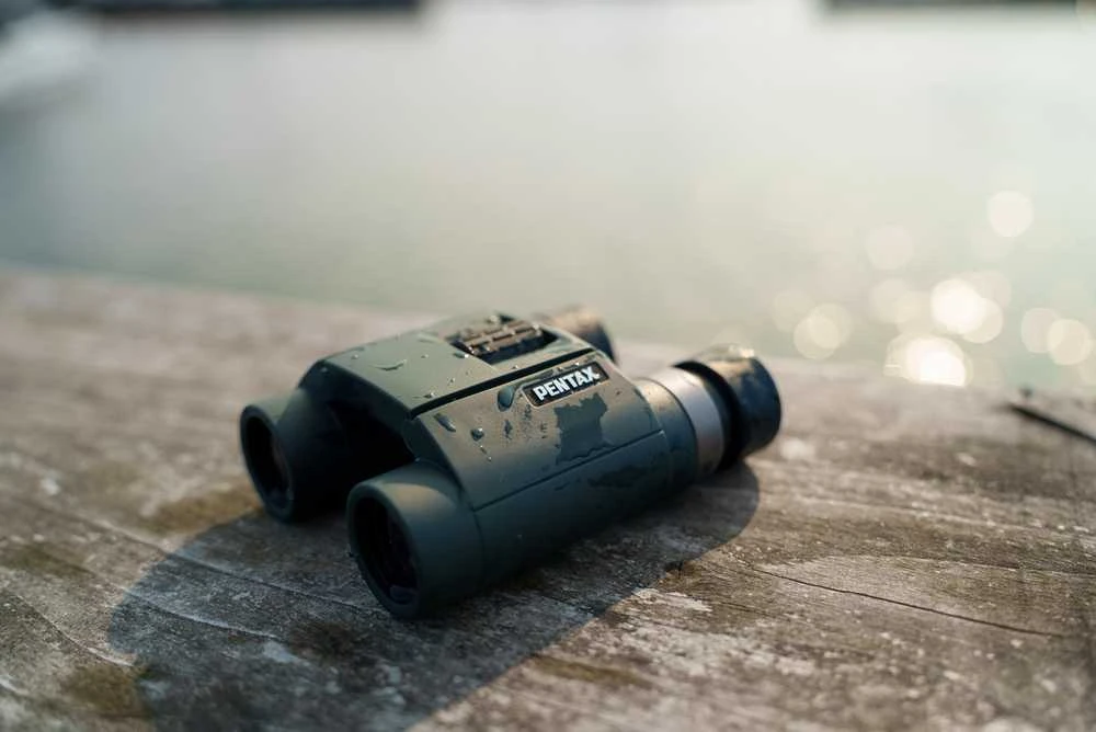 Pentax žiūronai AD 8x25 WP