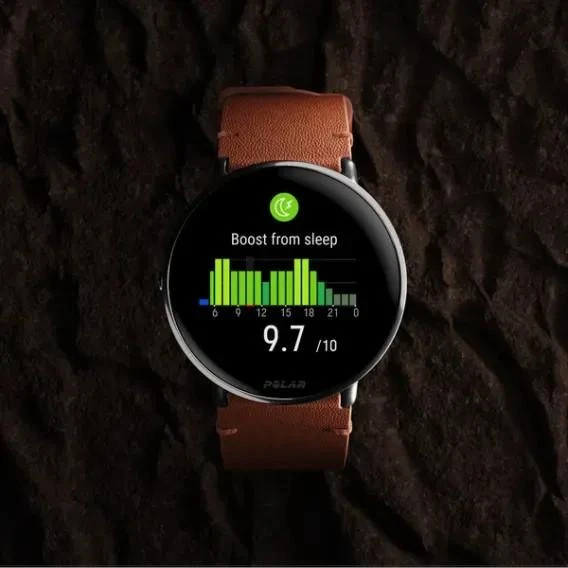 Išmanusis laikrodis Polar Ignite 3 Titanium, S-L dydžio, Juodos spalvos korpusas su rudos spalvos odiniu dirželiu (komplektacijoje papildomai juodos spalvos silikoninis dirželis)