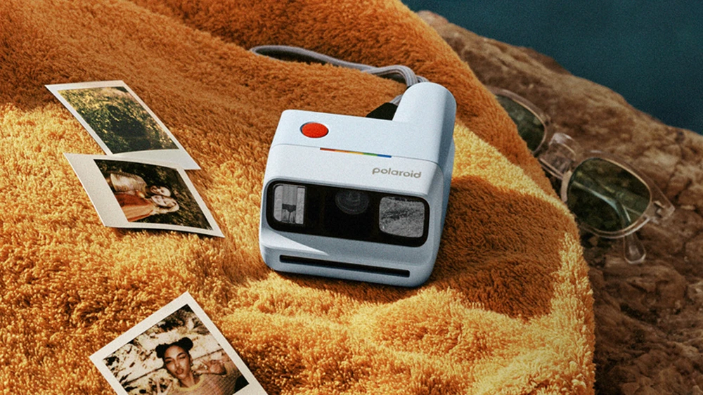 Polaroid – „Pirmyn, 3 karta“