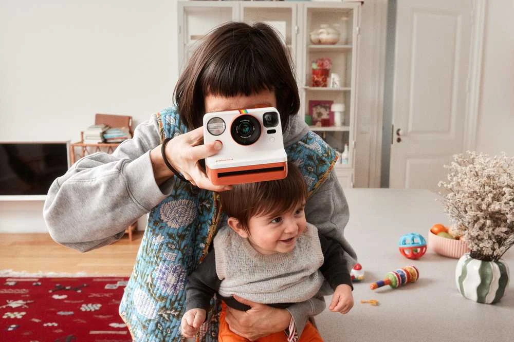 Polaroid Now Gen 3 Coral