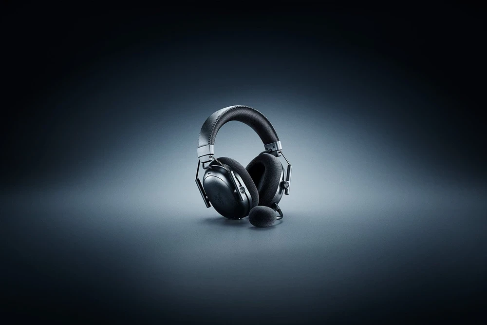 Razer Blackshark V3 Pro juodos belaidės ausinės su mikrofonu