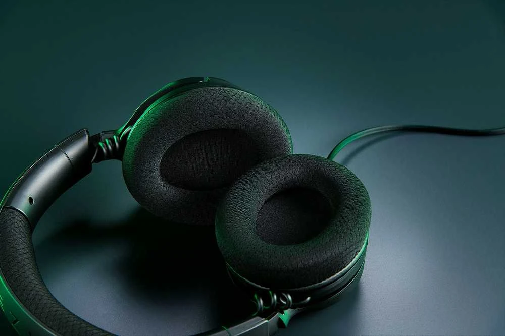 Razer Ausinės Žaidimams | Kraken V4 X | su laidu | Over-Ear | Mikrofonas | Juodas