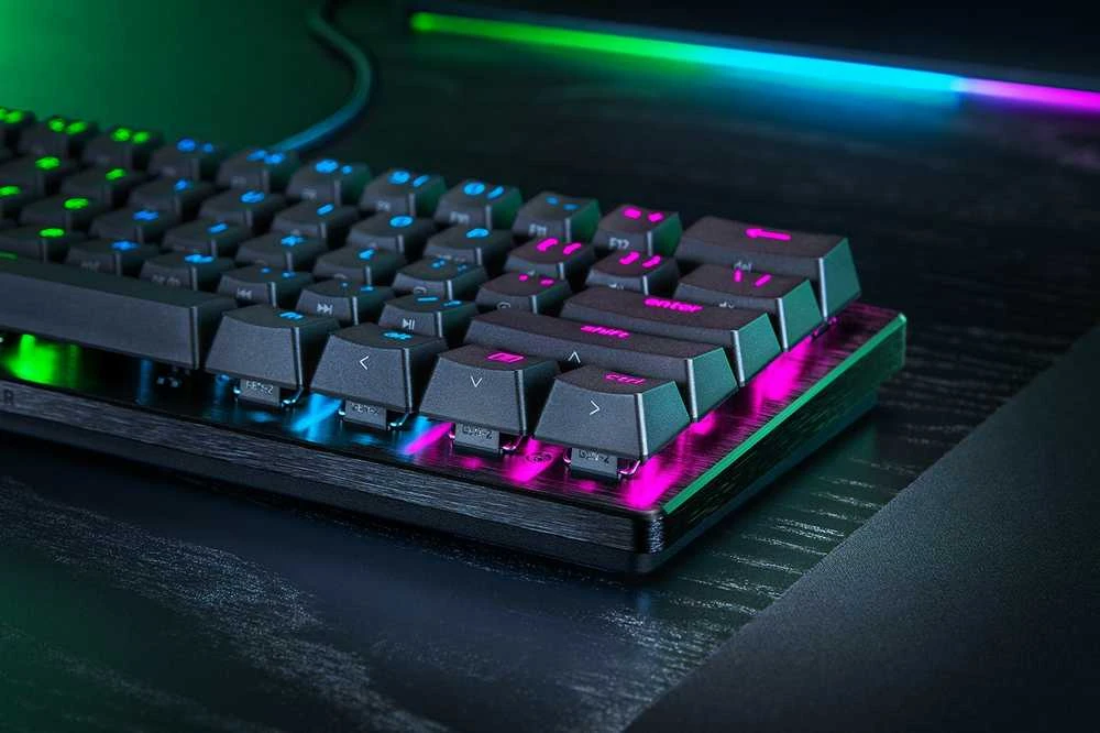 Razer | Mini Klaviatūra žaidimams | Huntsman V3 Pro | Klaviatūra žaidimams | su laidu | Nordic | Analog Optical | Juodas