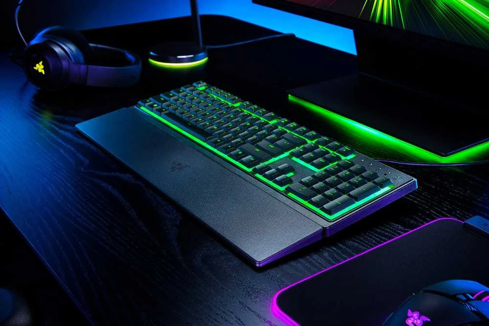 Razer | Klaviatūra žaidimams | Ornata V3 X | Klaviatūra žaidimams | su laidu | RGB LED pašvietimas | US | Silent Membrane | Juodas