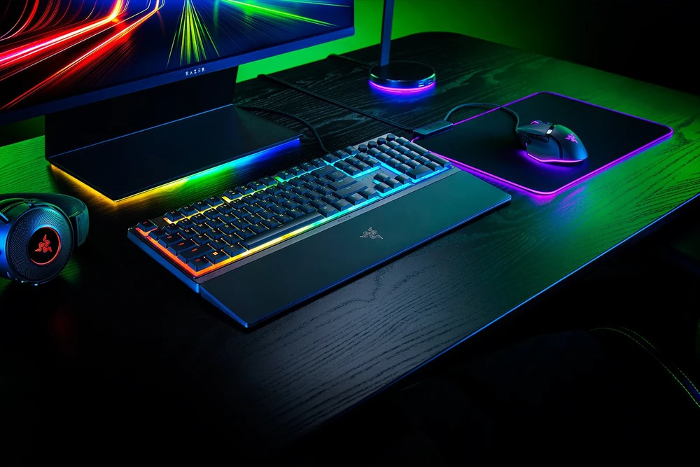 Razer | Ornata V3 | Klaviatūra žaidimams | su laidu | RGB LED pašvietimas | US | Mecha-Membrane | Juodas