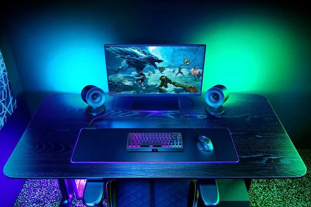 Kompiuterio kolonėlės Razer | Žaidimų garsiakalbiai su laidiniu žemųjų dažnių garsiakalbiu | Nommo V2 - 2.1 | Bluetooth | Juodas