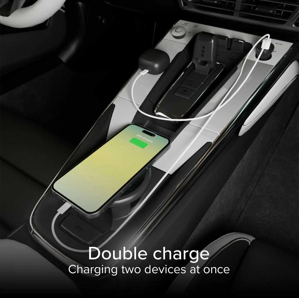 SBS TECRPD25W automobilinis įkroviklis 25W USB-A USB-C su Power Delivery – juodos spalvos