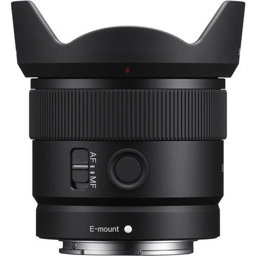Objektyvas Sony E 11mm F1.8 (Juodas) | (SEL11F18)