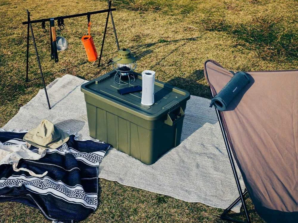 Nešiojama kolonėlė Sony ULT Field 1, Baltos spalvos