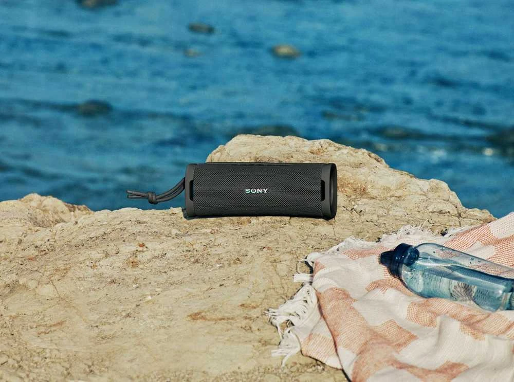 Nešiojama kolonėlė Sony ULT Field 1, Juodos spalvos