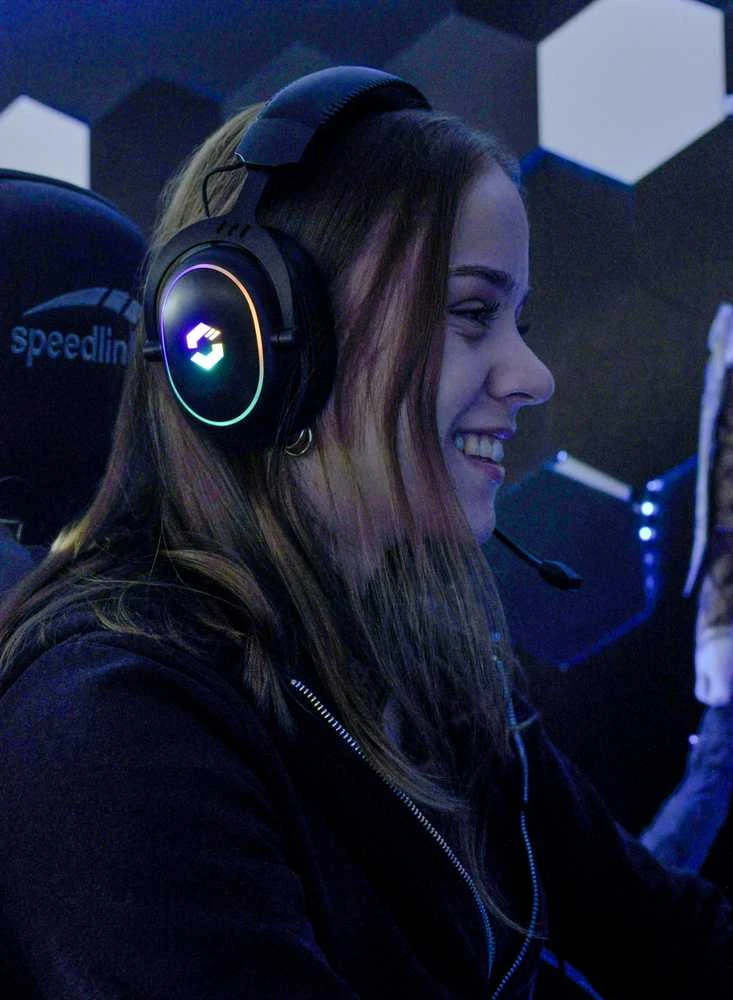 „Speedlink CONUX RGB“ stereo žaidimų ausinės, juodos, skirtos PC / PS5 / PS4 / XBOX Series X / S / Switch / OLED / Lite.