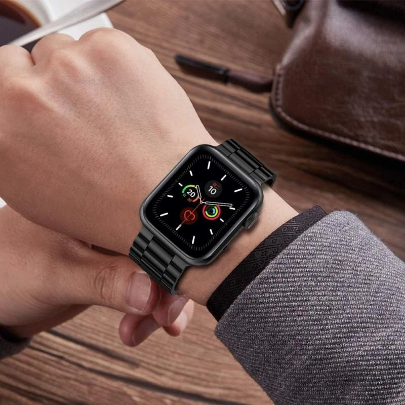 Apyrankė Apple Watch 4 / 5 / 6 / 7 / SE (42 / 44 / 45 mm) Tech-Protect Stainless juodos spalvos