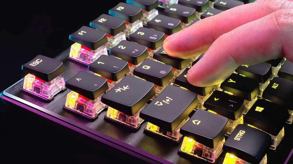 Turtle Beach Vulcan TKL RGB 75% juoda laidinė mechaninė klaviatūra (Titan II Raudona switch, US)
