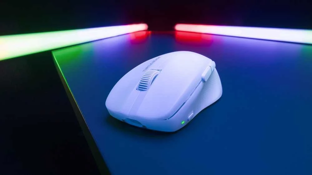 Turtle Beach Pure Air RGB balta belaidė pelė | 26000 DPI