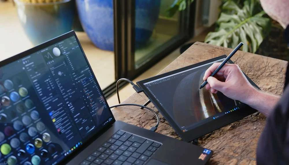 Touch „Wacom Movink 13“ lietimui jautrus 13,3 colio OLED, „FullHD“, „Pro pen 3“