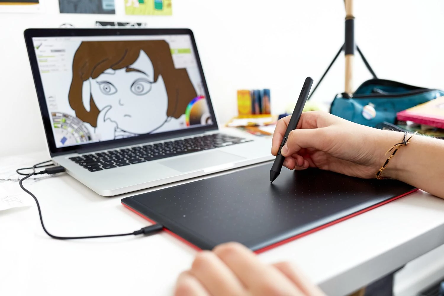 Grafinė planšetė Wacom One M CTL-672 su pieštuku