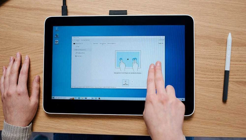 Wacom One 13 jutiklinių rašiklių ekranas
