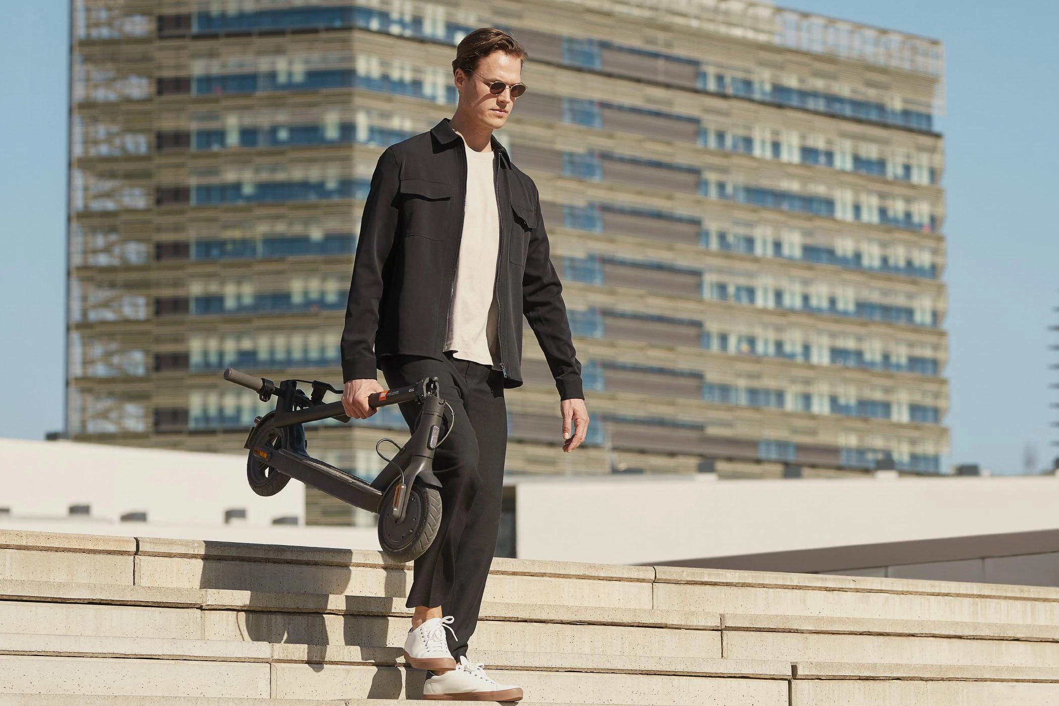 Elektrinis paspirtukas Xiaomi Mi Electric Scooter 1S (2020 m. modelis)
