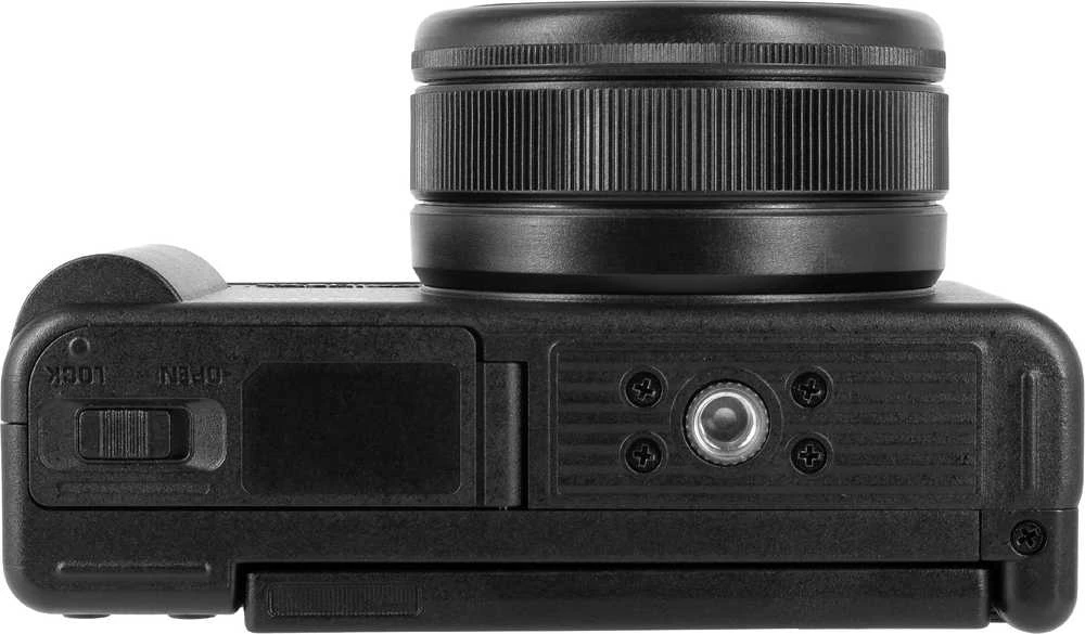 Yashica City 100 Juodas