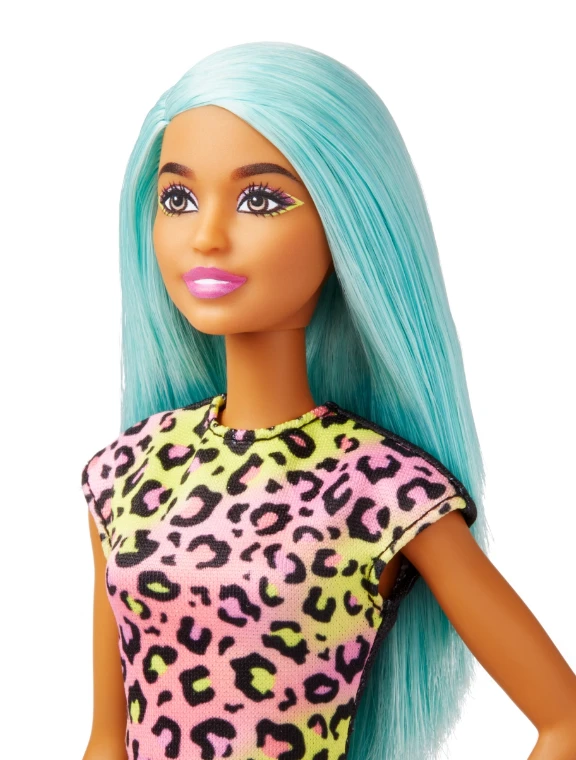 Barbie lėlė vizažistė
