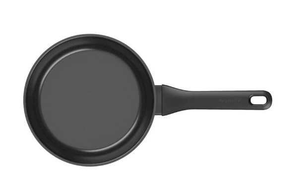 BergHOFF 28 cm keptuvė - Helix serija, neprideganti aliuminio keptuvė su orkaitei tinkama rankena ir lengvai valoma danga