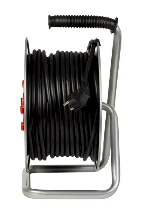 Blow PR-61 maitinimo ilgintuvas 4 lizdai su įžeminimu 50m metalinis būgnas 3x2.5mm