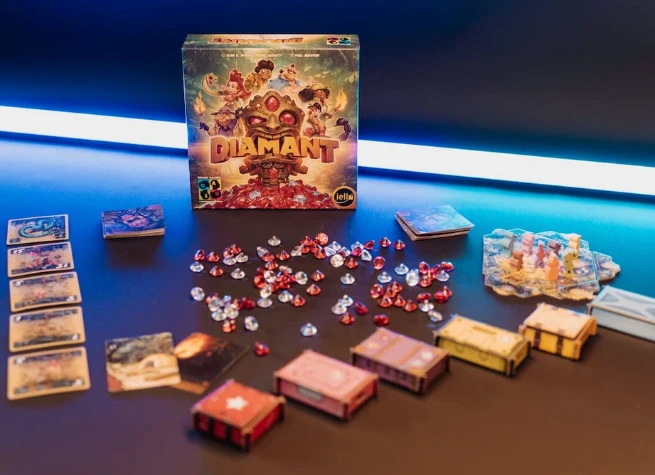 Brain Games Iello Diamond | LT, EE, LV