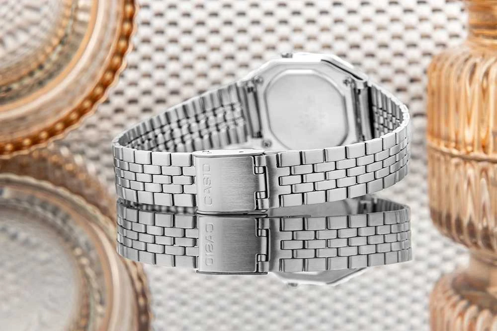 CASIO VINTAGE LA680WA-1 MOTERINIS LAIKRODIS (zd631a) + DĖŽUTĖ