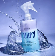 Color Wow purškiklis garbanotiems ir banguotiems plaukams Curl Wow Shook (Mix+Fix Bundling Purškiklis) 295 ml