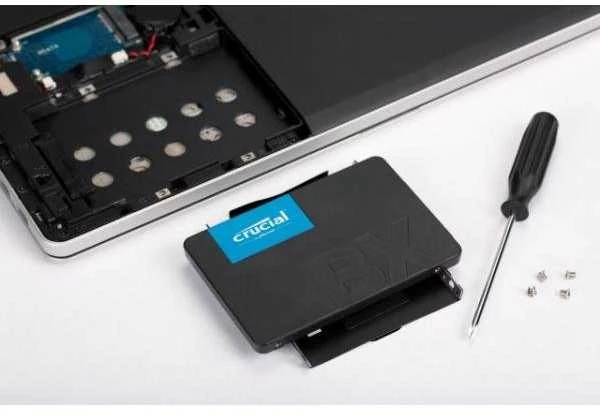 Kietasis diskas SSD Crucial BX500 500GB, Rašymo greitis 500 MB/s, Skaitymo greitis 550 MB/s