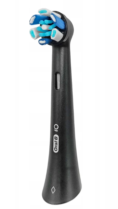 Oral-B iO Ultimate Clean 4 dalių šepetėlių galvučių pakuotė, juodos spalvos
