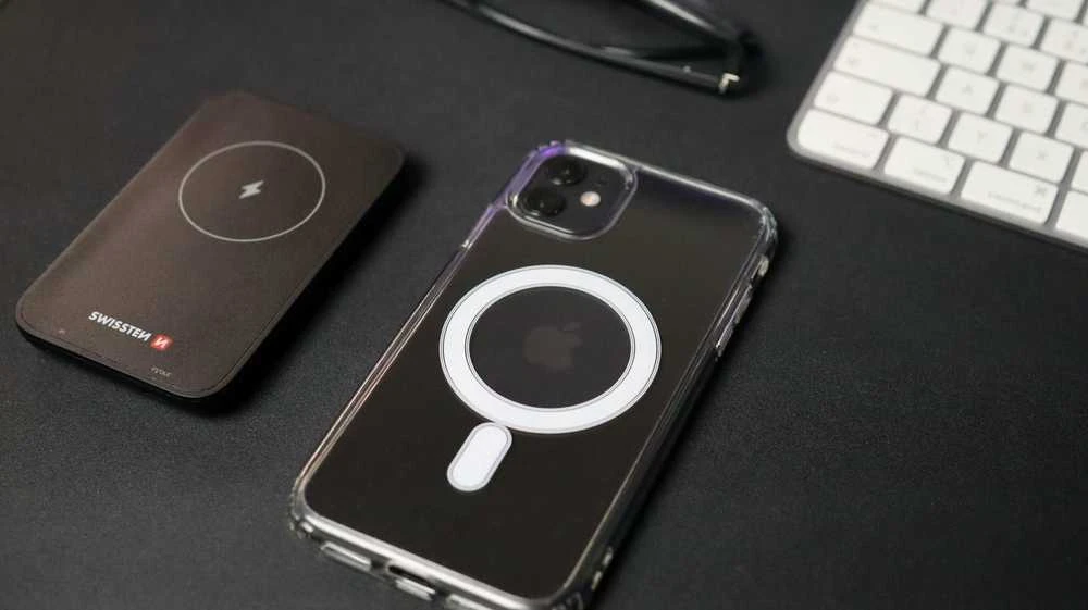 Dėklas „Swissten Clear Jelly Magstick“, skirta „iPhone 16 Plus Transparent“.