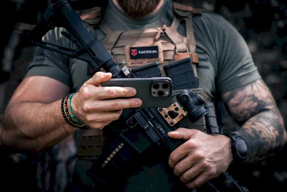 Dėklas Tactical MagForce Aramid skirtas Apple iPhone 16 Pro Max juodos spalvos