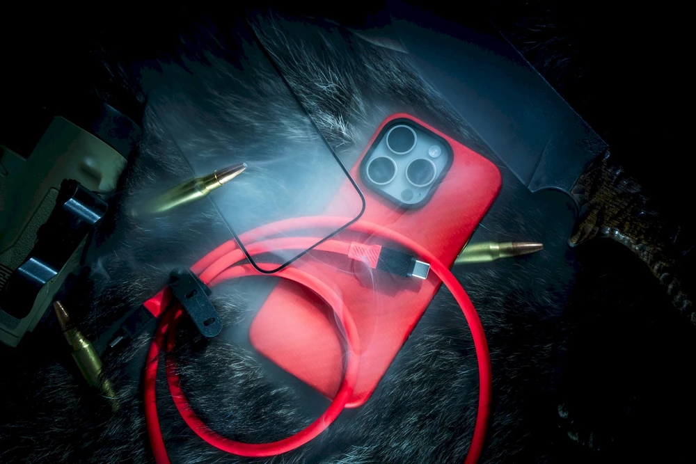 Dėklas Tactical Raudona Limited Edition Combo skirtas Apple iPhone 15