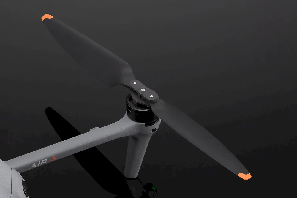 DJI Air 3 sraigtai (2 vnt.)
