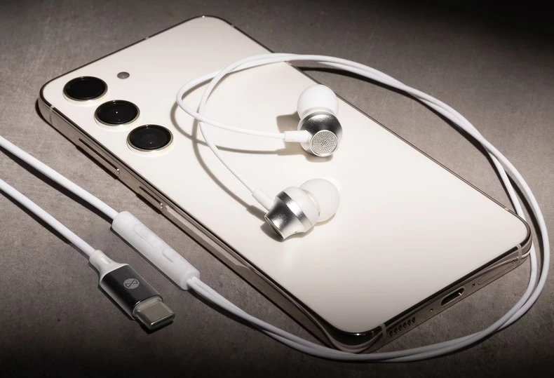 Telforceone Forever su laidu ausinės EP-02 USB-C baltas