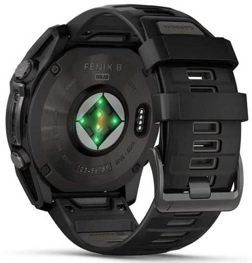 Išmanusis laikrodis Garmin Fenix 8 51 mm, Solar, Sapphire, Pilkos anglies spalvos DLC titanas su juodos / pilkos akmenukų spalvos silikoniniu dirželiu