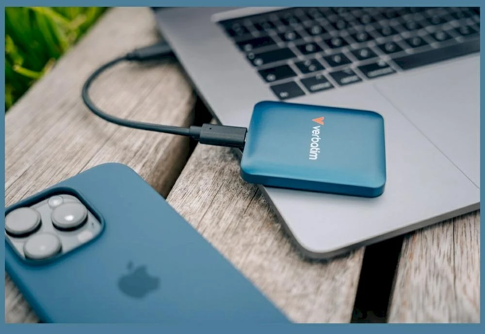 Kietasis diskas Verbatim SnapBack SSD 1TB mėlynos metalinės spalvos 32075