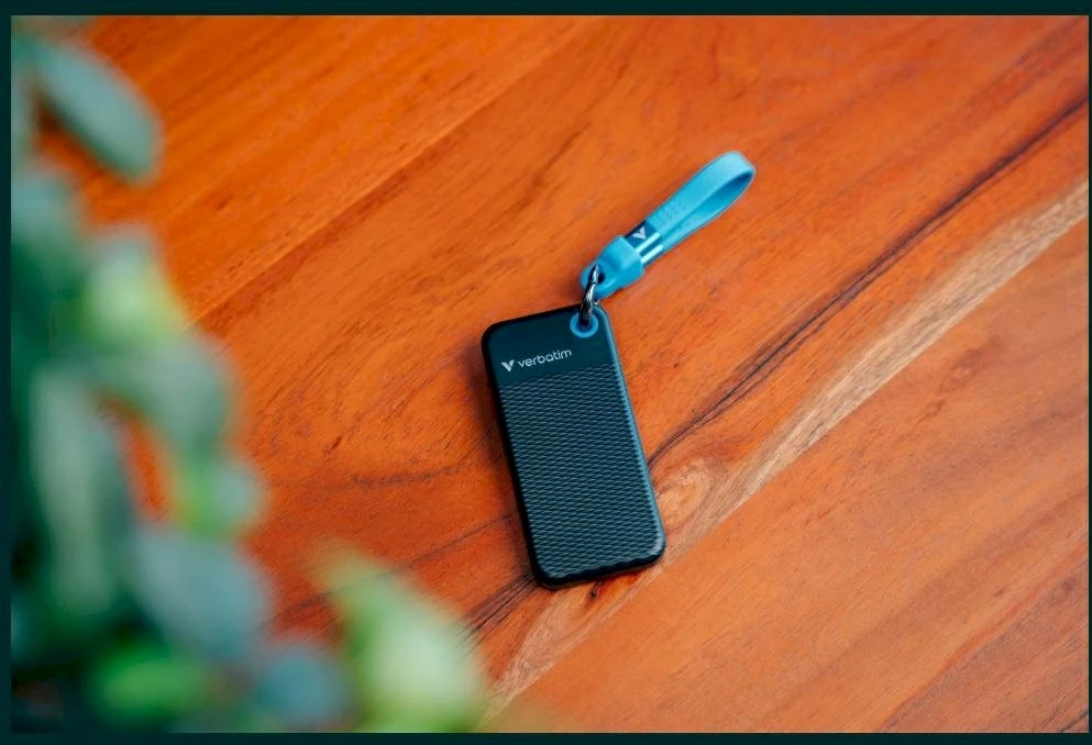 Kietasis diskas Verbatim 32416 Pocket SSD External Drive 256GB USB-C 3.2 gen.2 / juodas-mėlynas