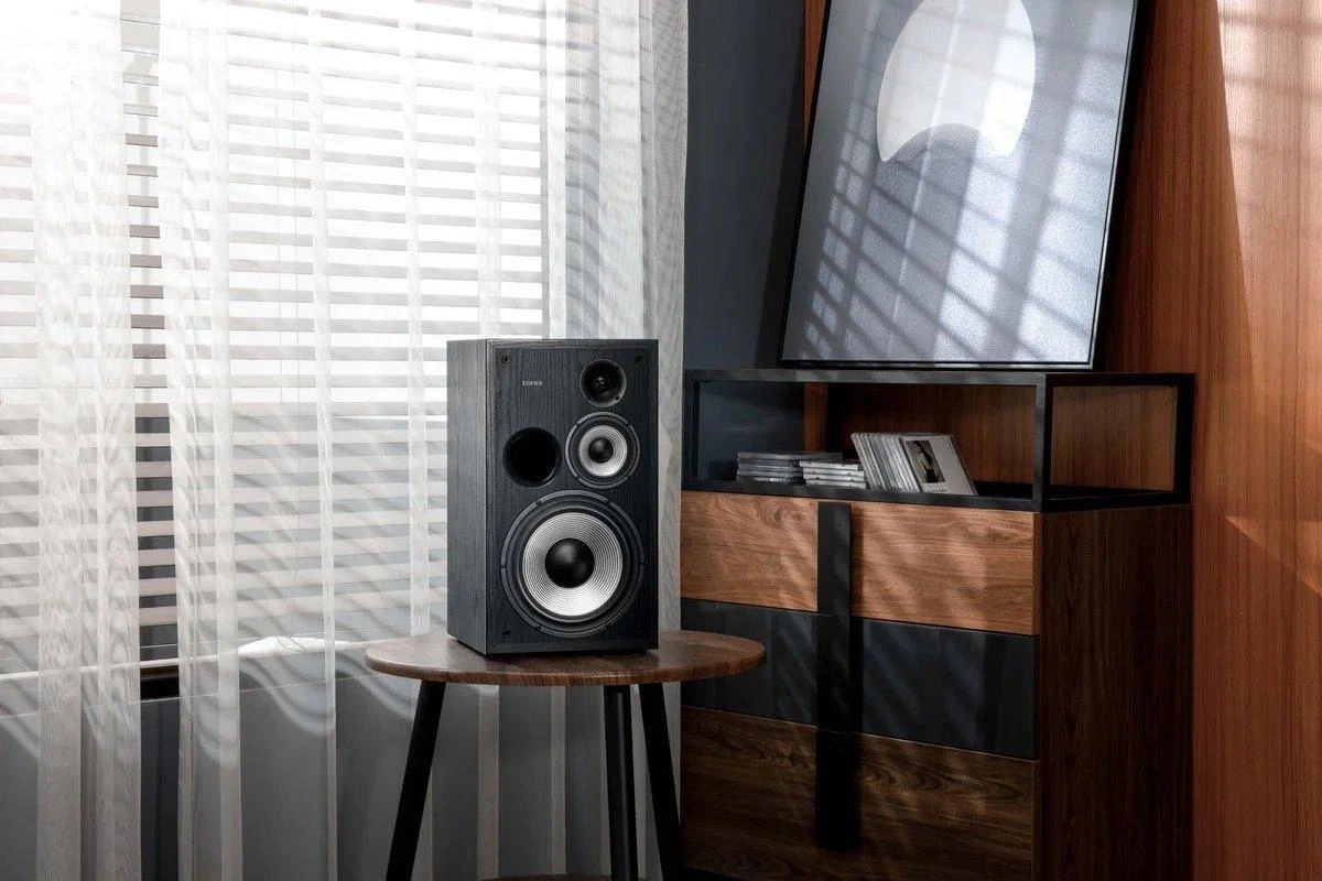 Kolonėlės Edifier R2850DB, Juodos spalvos