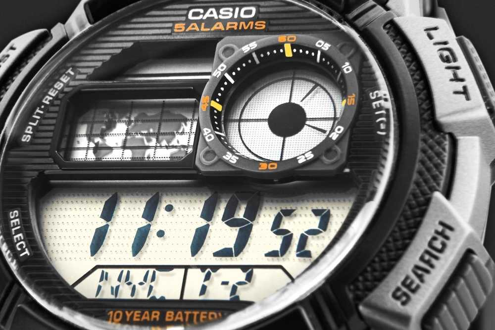 Laikrodis Casio Collection Vintage CASIO SPORT DIVER - WORLD TIME ILLUMINATOR 5 ALARMS, 10 YEARS BATTERY - REDCASIO SPORT DIVER - WORLD TIME ILLUMINATOR 5 ALARMS, 10 YEARS BATTERY - Oranžinis AE-1000W-4BVDF