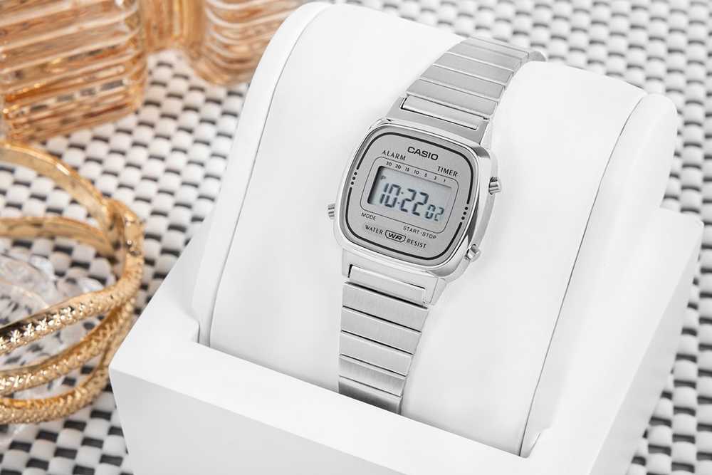 Laikrodis moterims CASIO LA670WA-7 (zd597a)