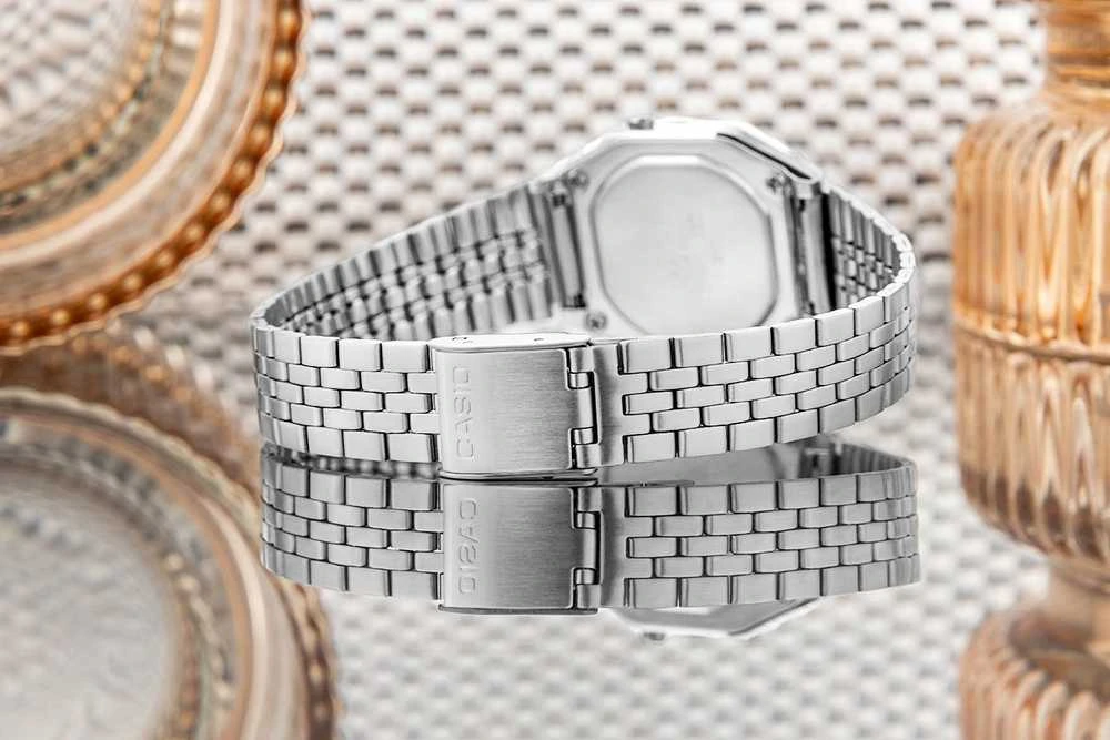 Moteriškas laikrodis CASIO Collection Retro LA680WA-4CDF