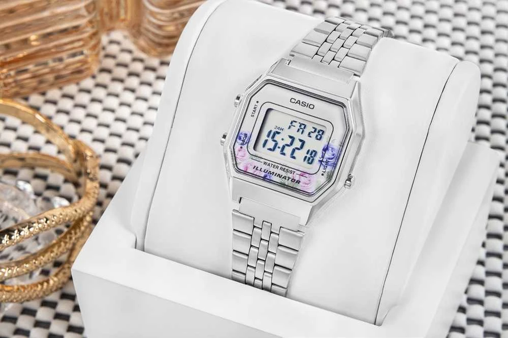Moteriškas laikrodis CASIO Collection Retro LA680WA-4CDF