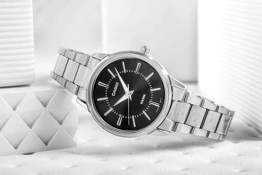 CASIO LTP-1303D-1AVDF WOMEN'S WATCH (zd591b) + BOX