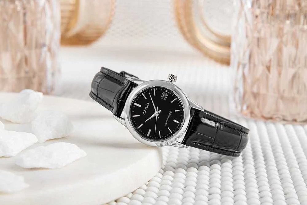 Laikrodis moterims CASIO LTP-V002L 1AUDF (zd584c) + dėžutė