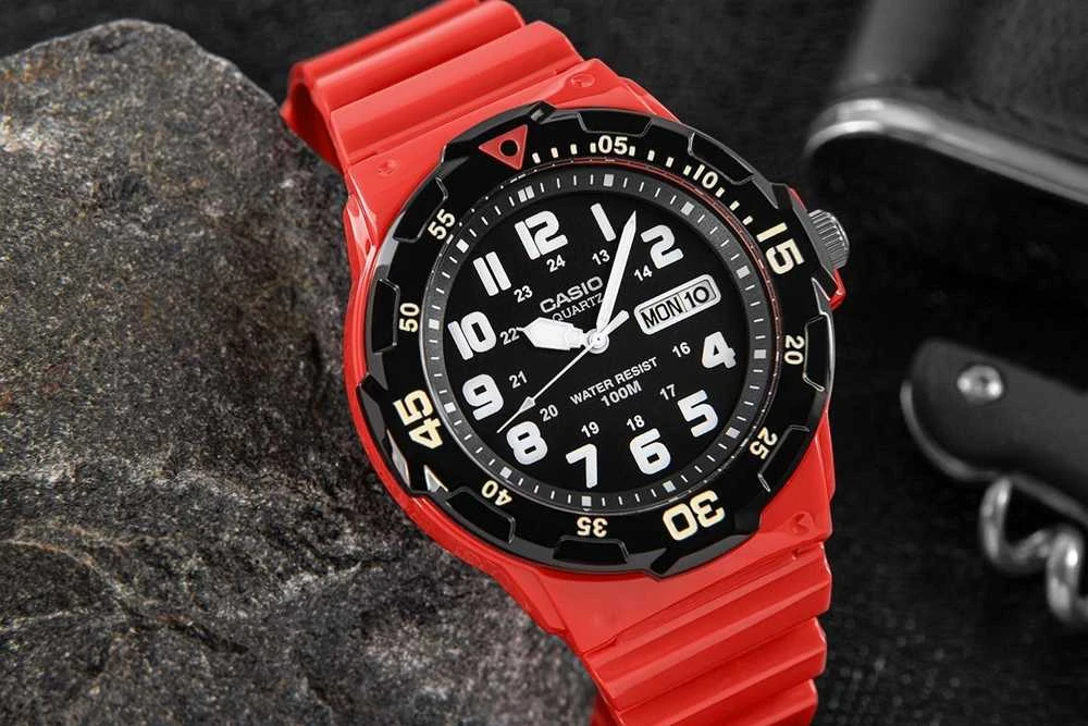 Laikrodis CASIO MEN'S WATCH MRW-200HC-4BVDF 10 Bar (zd174b) + BOX