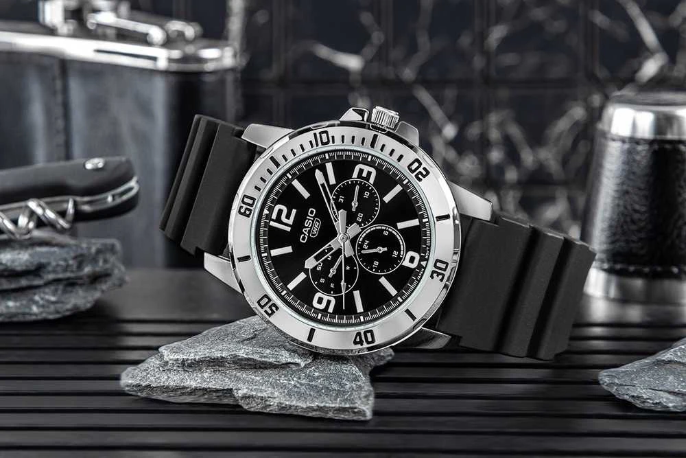 Vyriškas laikrodis CASIO MTP-VD300-1B + BOX
