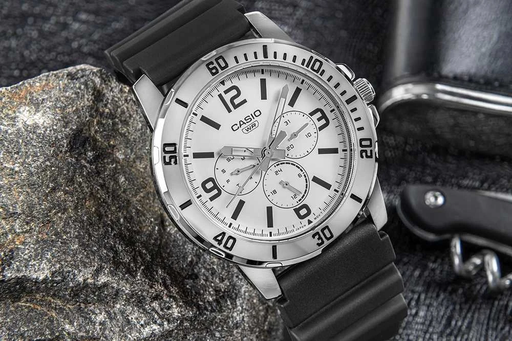 „Casio Collection MTP-VD300-7B“ laikrodis
