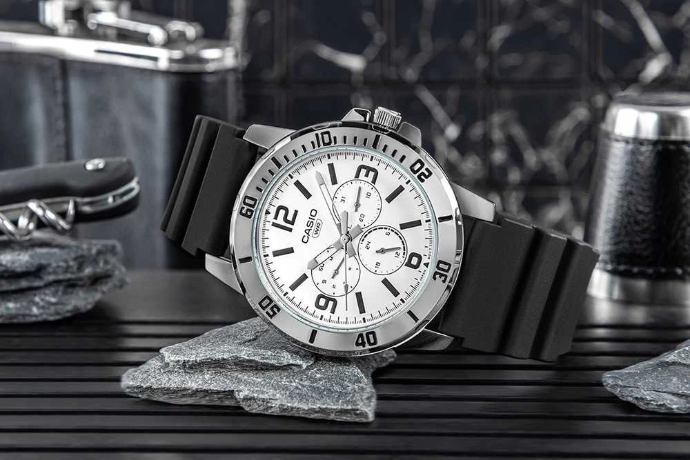 „Casio Collection MTP-VD300-7B“ laikrodis